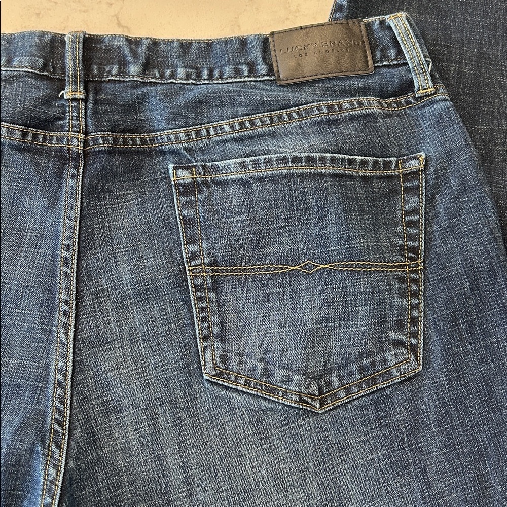 Lucky Brand 329 Classic Straight Leg Dark Wash Men’s Jeans 40X32 - Picture 14 of 17